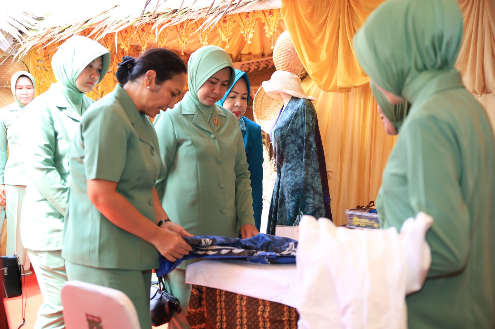 TAJAM SEPERTI TODAK, TEGUH SEPERTI BUDAYA Perjuangan Persit Kartika Chandra Kirana Merawat Budaya Banjar IMG-20260430-WA0003.jpg